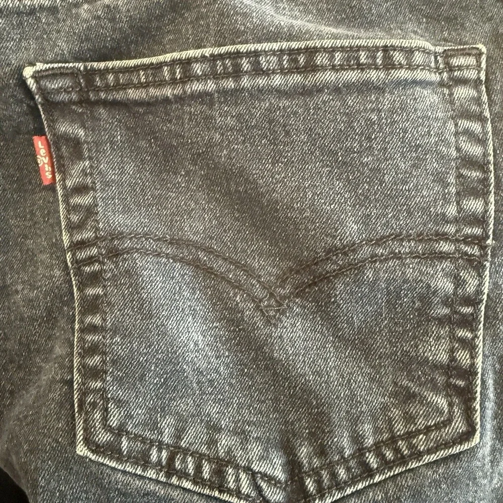Levi's Jeans 511 Mens 42x30 Fit 42x31‎ Dark Wash Blue Slim Denim Black Tag